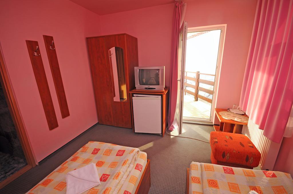 Imola Motel Gheorgheni  Kamer foto